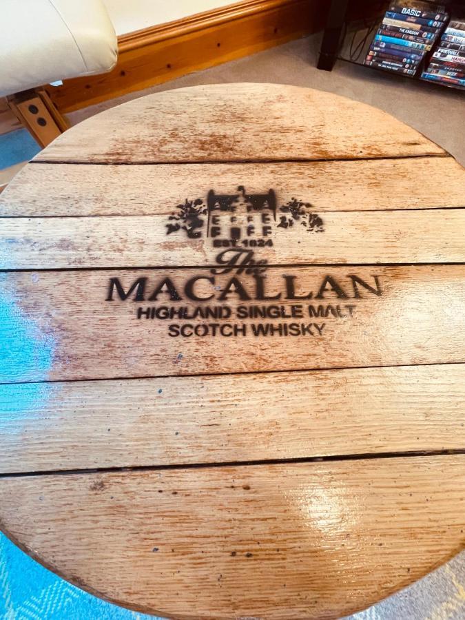 Macallen Nairn Bagian luar foto